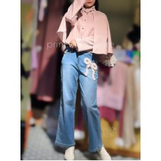 粉紅色蝴蝶結牛仔褲